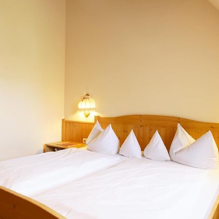 Hotel Gasthof Zur Post Wolfegg Eksteriør bilde