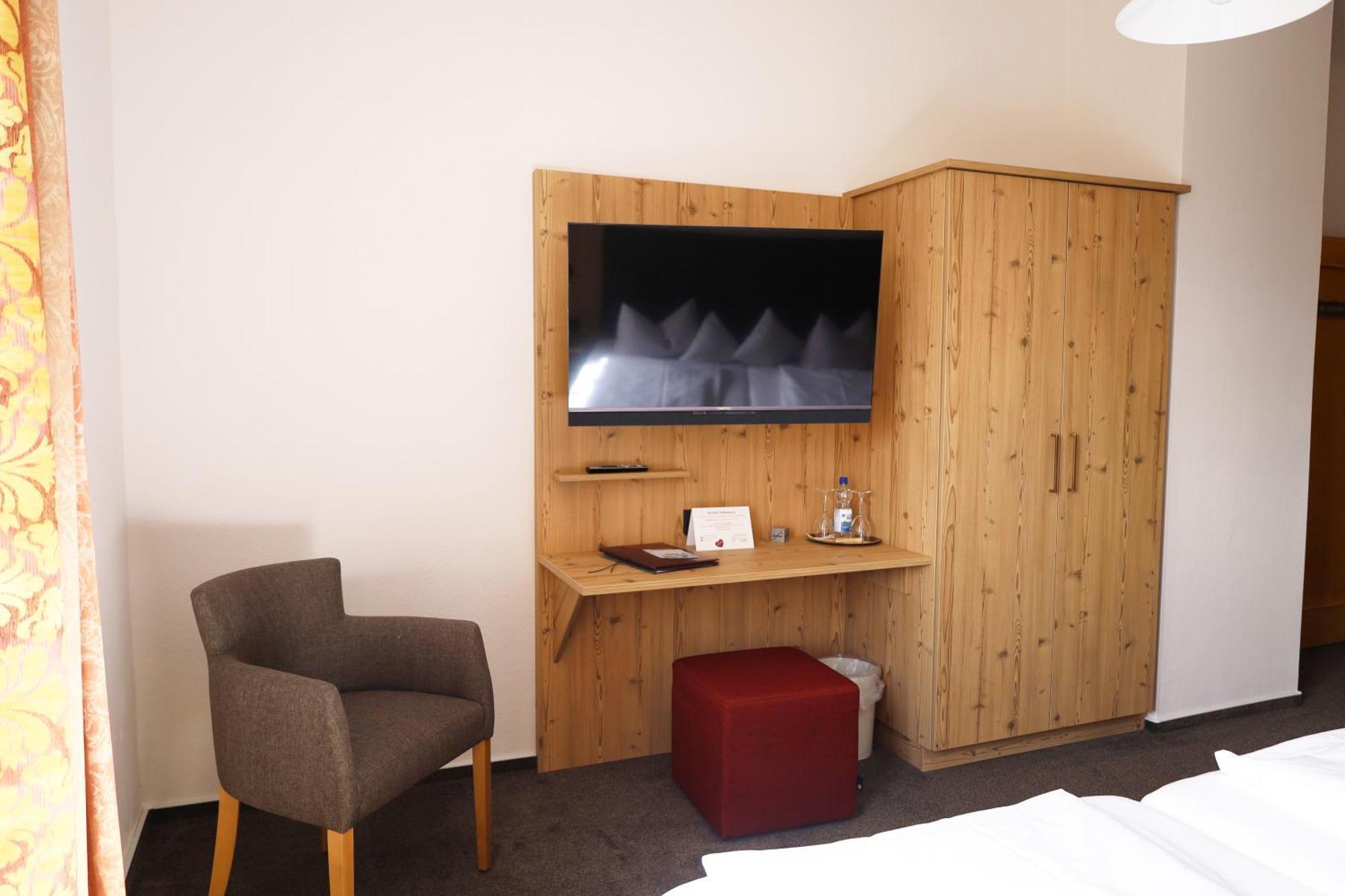 Hotel Gasthof Zur Post Wolfegg Eksteriør bilde