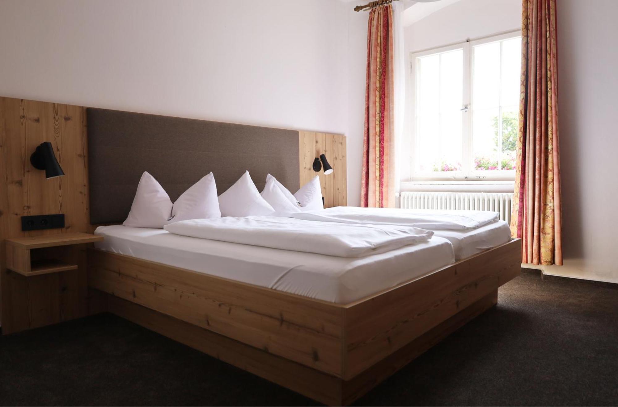 Hotel Gasthof Zur Post Wolfegg Eksteriør bilde