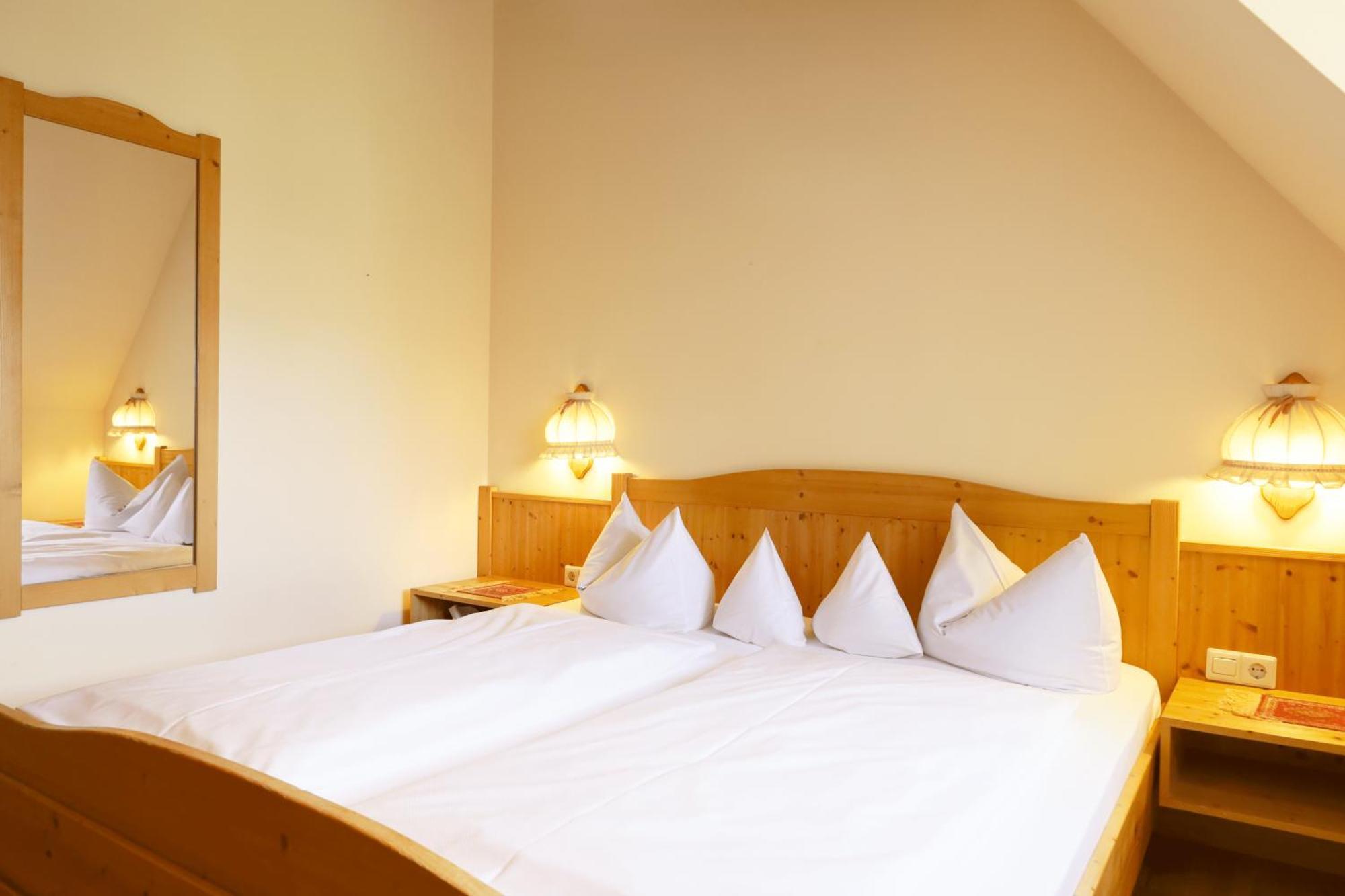 Hotel Gasthof Zur Post Wolfegg Eksteriør bilde